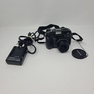 Olympus CAMEDIA C-7070 Wide Zoom 7.1MP Digital Camera Tested W/ Charger